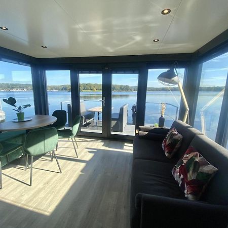 Houseboat Marina Mookerplas 4-6 Persons Plasmolen Exteriér fotografie