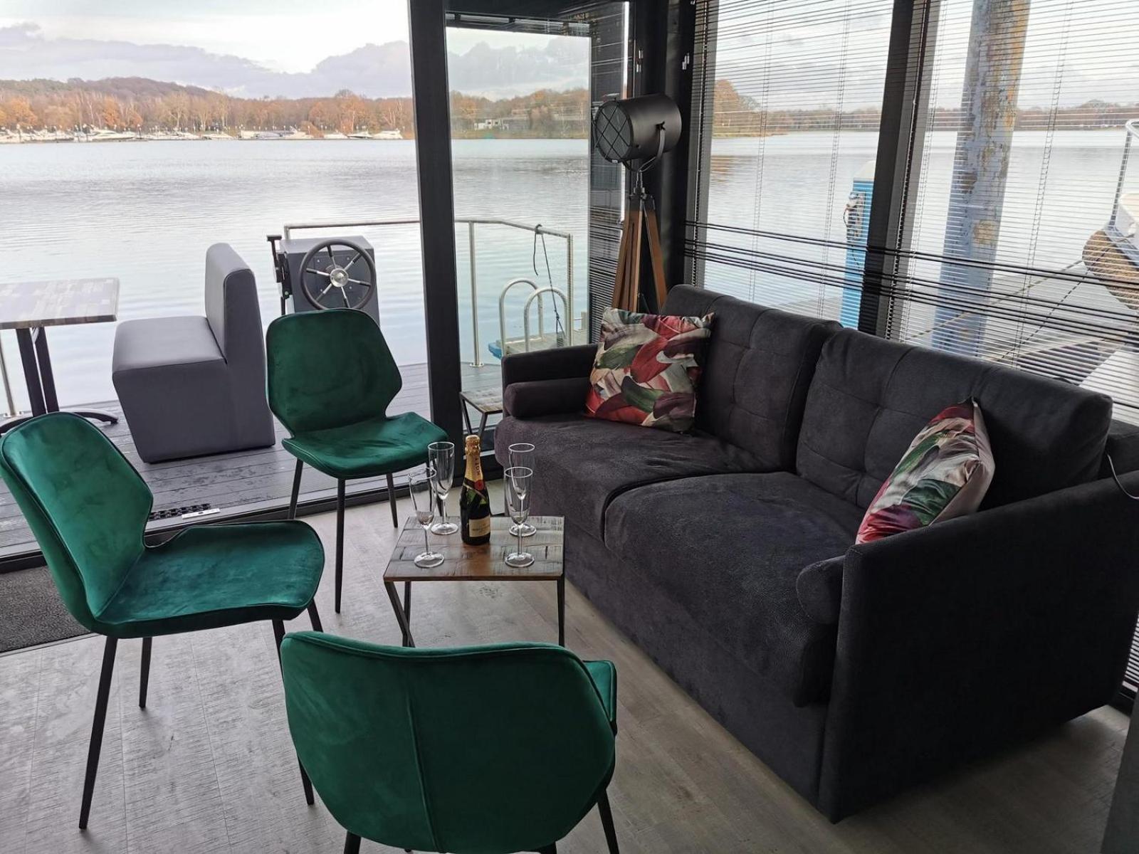 Houseboat Marina Mookerplas 4-6 Persons Plasmolen Exteriér fotografie